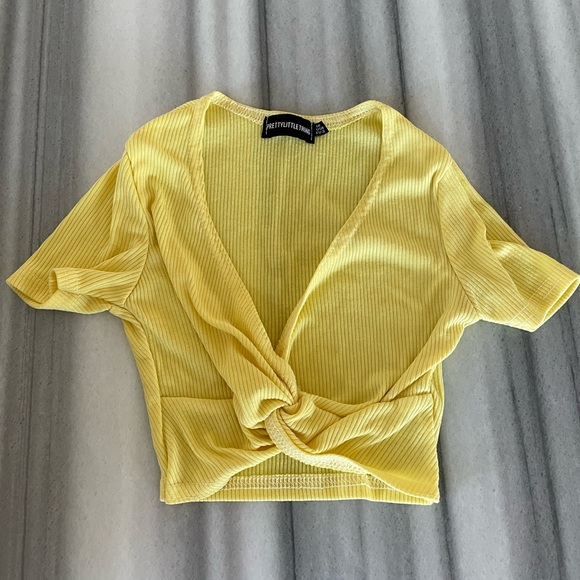 Lemon Rib Knot Front Short Sleeve Crop Top US0 NEW - Picture 8 of 9